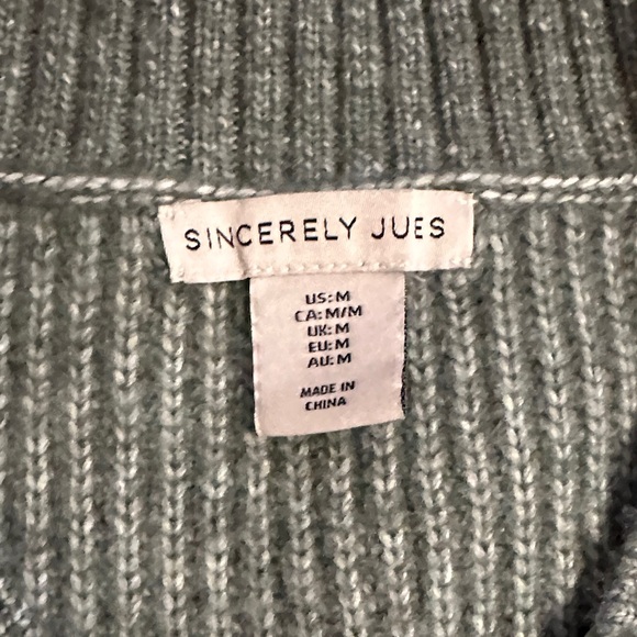 Sincerely Jules Greeb Cable Knit V-Neck Sweater Vest - Picture 2 of 2